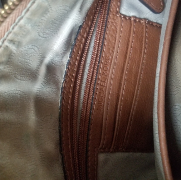 Michael Kors brown tassle crossbody - Picture 6 of 10